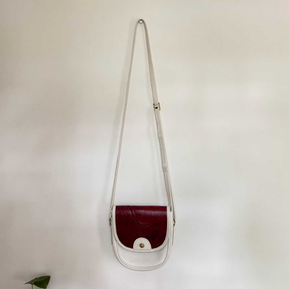 CL Whiting Co Leaf Leather Hand Tooled Crossbody Bag